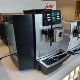Ekspres do biura Jura X8