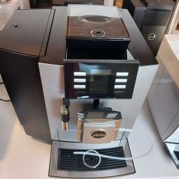 Jura X8
