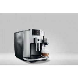 ekspres automatyczny Jura E8